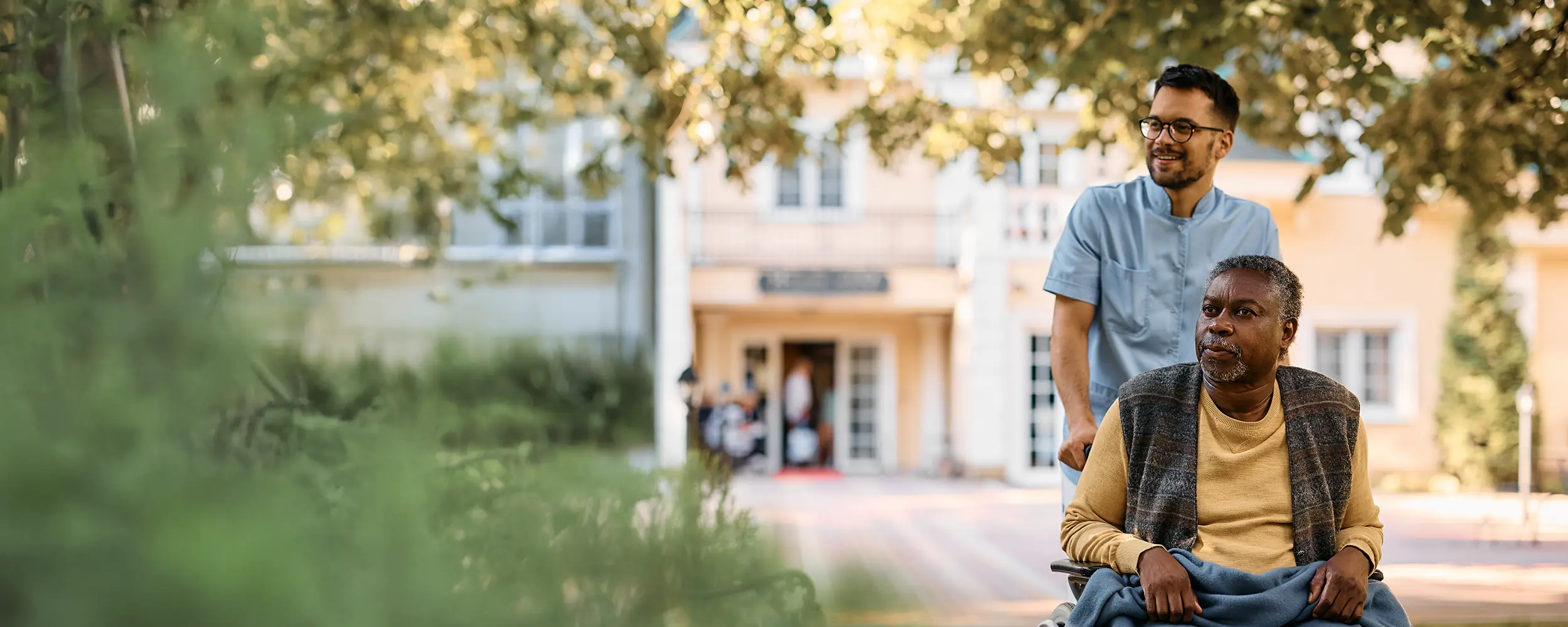 Compassionate care taker at alzheimer’s care facility in San Antonio
